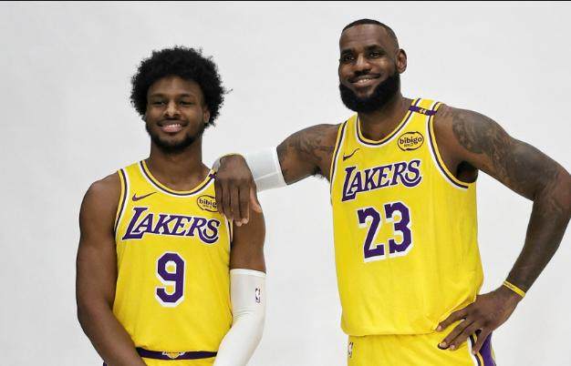 1728565497473014659.png 截图20241010205958.png